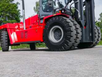 Wózki widłowe używane KALMAR DCG 330-12 DIESEL VIERRADFRONTSTAPLER (12994210)