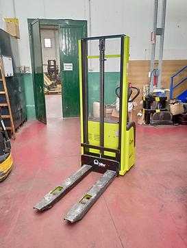 Wózki widłowe używane LIFTER GX 12/29 ELEKTRO VIERRADFRONTSTAPLER (13021293)