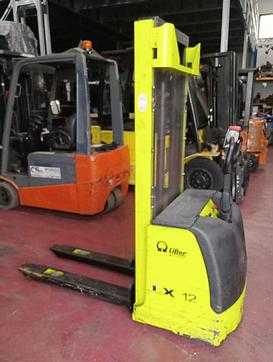Wózki widłowe używane LIFTER LX 12/29 ELEKTRO VIERRADFRONTSTAPLER (13021292) backdrop