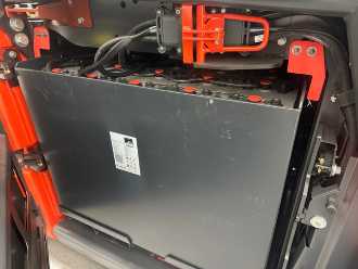 Wózki widłowe używane LINDE 1279 E 80 - 01/900 ELEKTRO VIERRADFRONTSTAPLER (13076388)