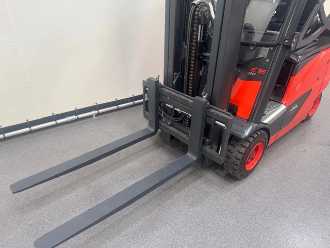 Wózki widłowe używane LINDE 386 E 16 PH-02 DEMO ELEKTRO VIERRADFRONTSTAPLER (13075621)