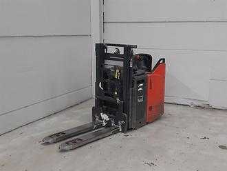 Wózki widłowe używane LINDE D12HPSP ELEKTRO HOCHHUBWAGENMANUELLELEKTRISCH (13028898) backdrop