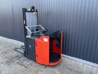Wózki widłowe używane LINDE D12SP ELEKTRO HOCHHUBWAGENFAHRERSTAND (13069211)