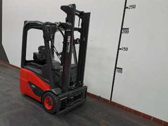 Wózki widłowe używane LINDE E 12 EVO ELEKTRO DREIRADFRONTSTAPLER (13063709)
