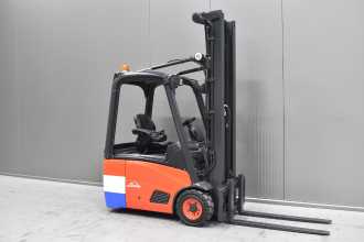 Wózki widłowe używane LINDE E 14 /58183/ ELEKTRO DREIRADFRONTSTAPLER (13062252) backdrop