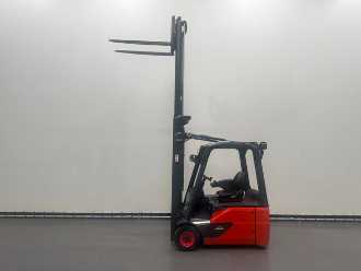 Wózki widłowe używane LINDE E 16-02 ELEKTRO VIERRADFRONTSTAPLER (13049929)