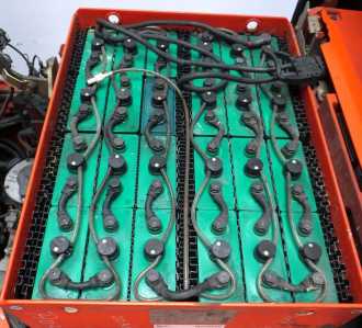 Wózki widłowe używane LINDE E 16 335-02 ELEKTRO DREIRADFRONTSTAPLER (12970591)