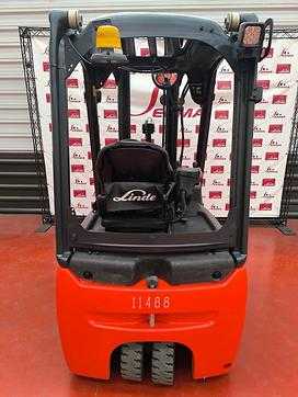Wózki widłowe używane LINDE E 16 C ELEKTRO DREIRADFRONTSTAPLER (13021369)