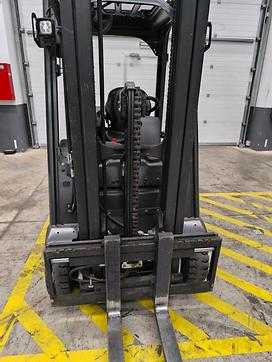 Wózki widłowe używane LINDE E 16 C LITIO  ELEKTRO DREIRADFRONTSTAPLER (13036013)