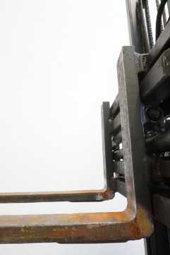 Wózki widłowe używane LINDE E 16 EVO 386-02 ELEKTRO DREIRADFRONTSTAPLER (13068880)