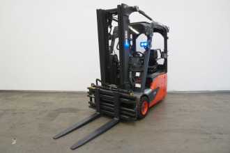 Wózki widłowe używane LINDE E 16 EVO 386-02 ELEKTRO DREIRADFRONTSTAPLER (13074528) backdrop
