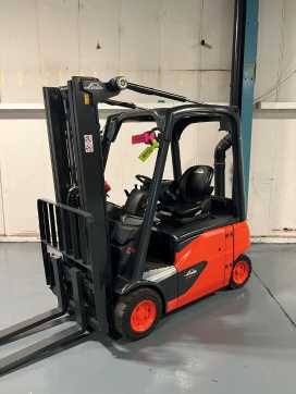 Wózki widłowe używane LINDE E 16 P EVO ELEKTRO VIERRADFRONTSTAPLER (13074683)