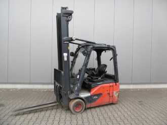 Wózki widłowe używane LINDE E 18-02 EVO / 386 ELEKTRO DREIRADFRONTSTAPLER (12842005) backdrop