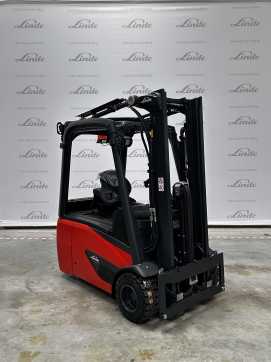 Wózki widłowe używane LINDE E 18 EVO ELEKTRO DREIRADFRONTSTAPLER (13069124)