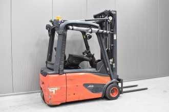 Wózki widłowe używane LINDE E 20 L - 02 /57493/ ELEKTRO DREIRADFRONTSTAPLER (13041116)
