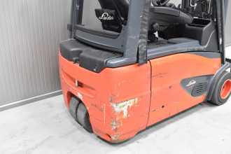Wózki widłowe używane LINDE E 20 L - 02 /57493/ ELEKTRO DREIRADFRONTSTAPLER (13041116)