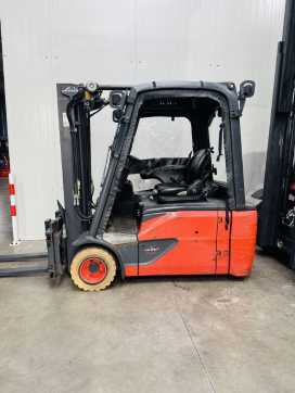 Wózki widłowe używane LINDE E 20 L-02 EVO Triplex ZVG Batterie 80% ELEKTRO DREIRADFRONTSTAPLER (13074163)