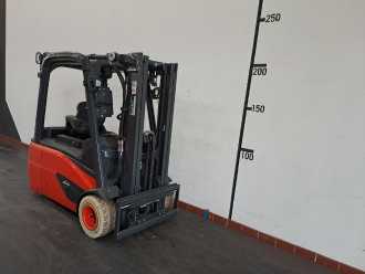 Wózki widłowe używane LINDE E 20 L EVO ELEKTRO DREIRADFRONTSTAPLER (13037992)