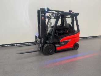 Wózki widłowe używane LINDE E 25-01 DEMO / AIRCO ELEKTRO VIERRADFRONTSTAPLER (13075560)
