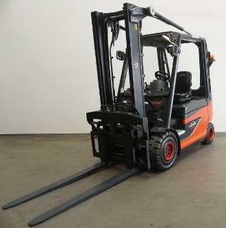 Wózki widłowe używane LINDE E 25 387 ELEKTRO VIERRADFRONTSTAPLER (12807305) backdrop