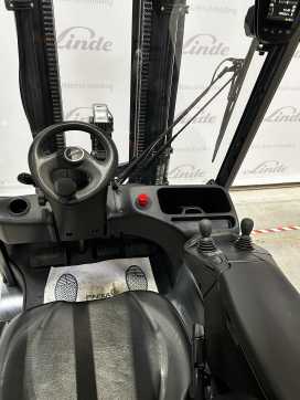 Wózki widłowe używane LINDE E 25/600 H : 2,5t ELEKTRO VIERRADFRONTSTAPLER (13069122)