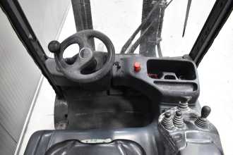 Wózki widłowe używane LINDE E 25 L - 01 /58846/ ELEKTRO VIERRADFRONTSTAPLER (13066187)