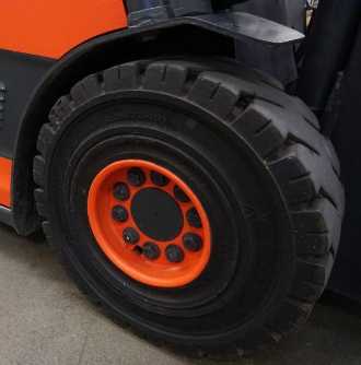 Wózki widłowe używane LINDE E 25 L 387 ELEKTRO VIERRADFRONTSTAPLER (12837694)