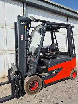 Wózki widłowe używane LINDE E 25 L ELEKTRO VIERRADFRONTSTAPLER (13025280) backdrop