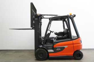 Wózki widłowe używane LINDE E 30 1252 ELEKTRO VIERRADFRONTSTAPLER (13051498)