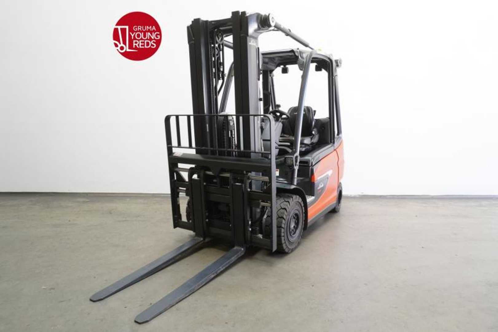 Wózki widłowe używane LINDE E 30 1252 ELEKTRO VIERRADFRONTSTAPLER (13053749)