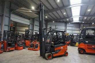 Wózki widłowe używane LINDE E 35HL-01 - 5.259 Stunden ELEKTRO VIERRADFRONTSTAPLER (13040837)