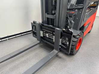 Wózki widłowe używane LINDE E 45 HL-01/600 ELEKTRO VIERRADFRONTSTAPLER (13057602)