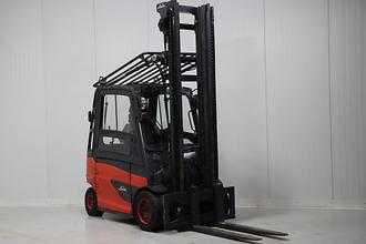 Wózki widłowe używane LINDE E 45HL-01/600 ELEKTRO VIERRADFRONTSTAPLER (12581027)