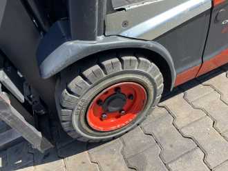 Wózki widłowe używane LINDE E14-02 ELEKTRO DREIRADFRONTSTAPLER (13062472)