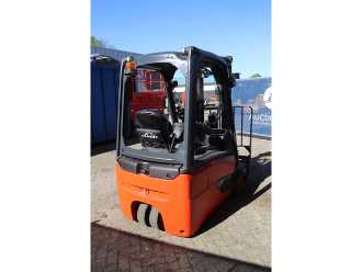 Wózki widłowe używane LINDE E14-02 ELEKTRO VIERRADFRONTSTAPLER (13041248)
