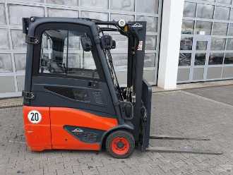 Wózki widłowe używane LINDE E14 - 02 / Triplex: 4.00m! / SS / nur 1.777h! ELEKTRO VIERRADFRONTSTAPLER (13024743)