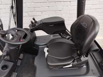 Wózki widłowe używane LINDE E15-02 EVO ELEKTRO DREIRADFRONTSTAPLER (13029146)