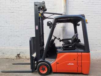 Wózki widłowe używane LINDE E16-01 ELEKTRO DREIRADFRONTSTAPLER (13022591)