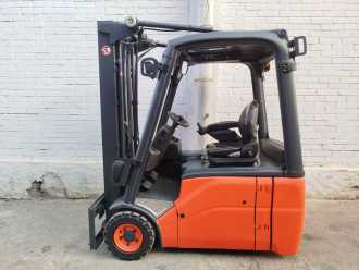Wózki widłowe używane LINDE E16-01 ELEKTRO DREIRADFRONTSTAPLER (13067375)