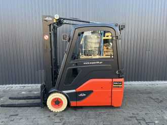 Wózki widłowe używane LINDE E16-02 ELEKTRO DREIRADFRONTSTAPLER (13058682)