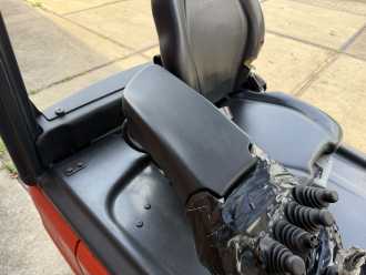 Wózki widłowe używane LINDE E16-02 ELEKTRO DREIRADFRONTSTAPLER (13061247)