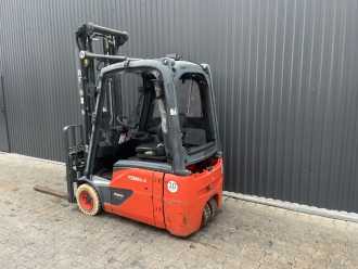 Wózki widłowe używane LINDE E16-02 ELEKTRO DREIRADFRONTSTAPLER (13073441)