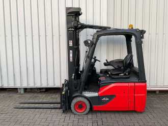 Wózki widłowe używane LINDE E16 BR386 ELEKTRO DREIRADFRONTSTAPLER (13075078) backdrop