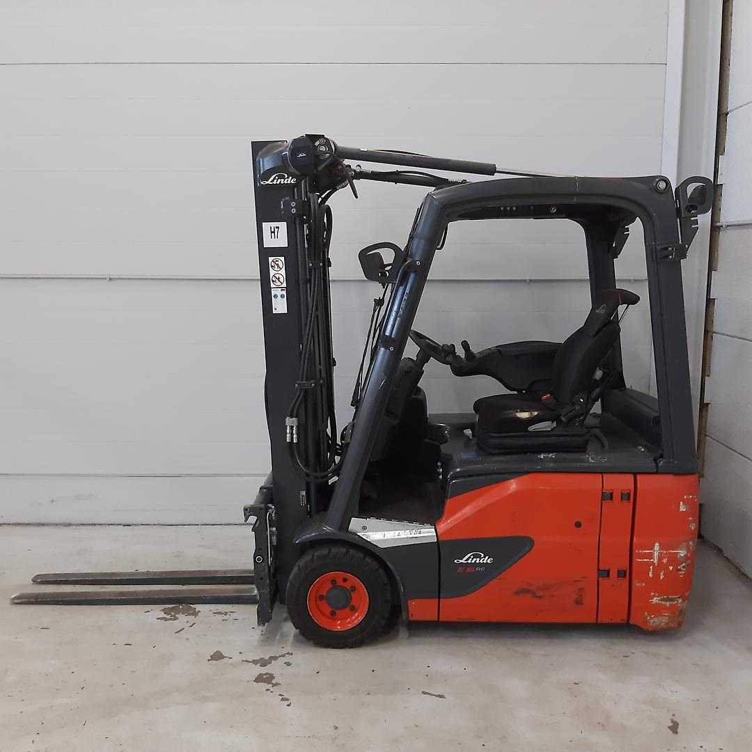 Wózki widłowe używane LINDE E16 ELEKTRO DREIRADFRONTSTAPLER (13069932)