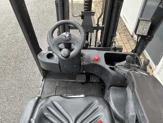 Wózki widłowe używane LINDE E16C-01 ELEKTRO DREIRADFRONTSTAPLER (13071534)