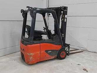 Wózki widłowe używane LINDE E16C-02 ELEKTRO DREIRADFRONTSTAPLER (12989767)