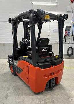 Wózki widłowe używane LINDE E16C - 386 ELEKTRO DREIRADFRONTSTAPLER (13033714)