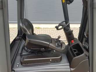 Wózki widłowe używane LINDE E16C ELEKTRO DREIRADFRONTSTAPLER (12990717)