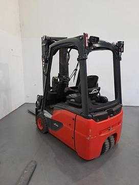 Wózki widłowe używane LINDE E16C ELEKTRO DREIRADFRONTSTAPLER (13050235)