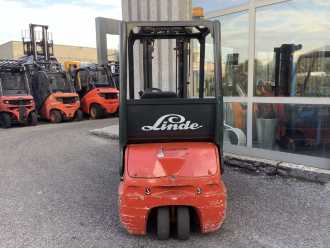 Wózki widłowe używane LINDE E16C ELEKTRO DREIRADFRONTSTAPLER (13076397)